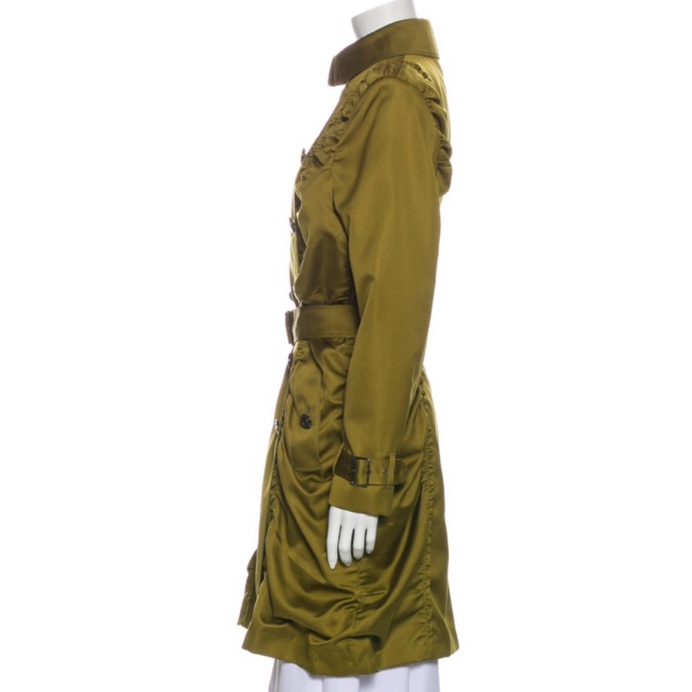Burberry London Trench rouched mid length. BNWT Caper Green feminine sexy rare